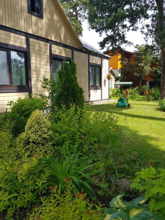 شقة Sunnyhouse Jūrkalne المظهر الخارجي الصورة